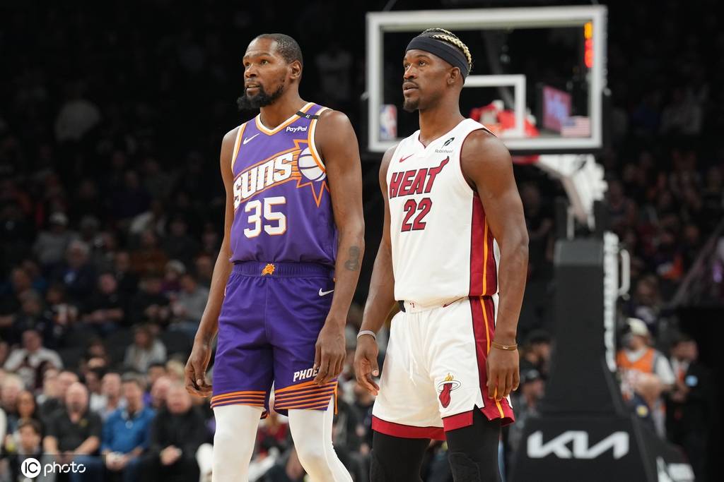 弗赖堡凭借出色表现，轻松战胜劲旅对手的简单介绍