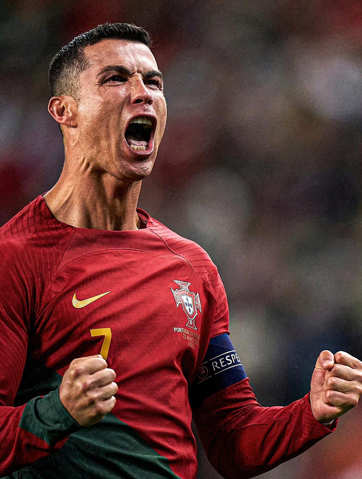 C罗回归赛场，大胜首场状态亮眼，日本队观众沸腾！的简单介绍